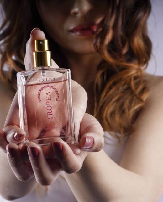 produzione-profumi-carpentieri-cosmesi